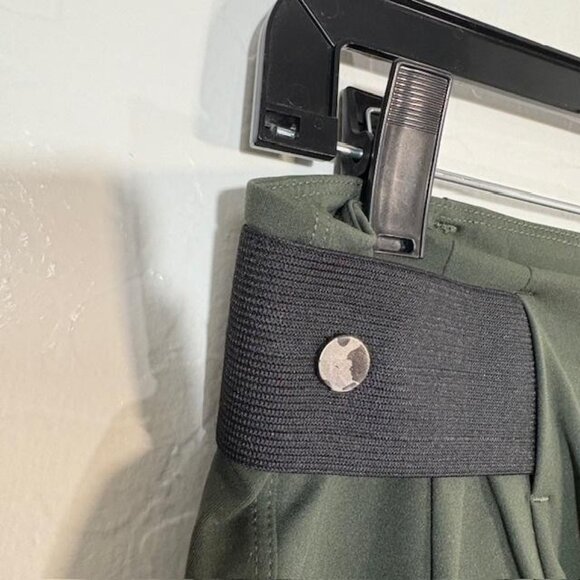 ADAY Pants Womens Medium Green Turn It Up Tapered Pleated Ankle Work Travel - Picture 3 of 8